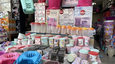 بميزانية 4 آلاف جنيه، ننشر أسعار الأدوات البلاستيكية في جهاز العروسة (فيديو وصور) 