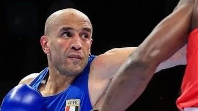 عبد الرحمن عرابي بطل الملاكمة يعلن الاعتزال