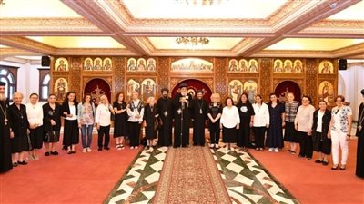 البابا تواضروس يلتقي زوجات كهنة الإسكندرية المتنيحين