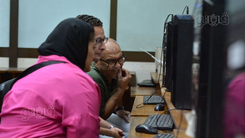 طلاب الثانوية العامة