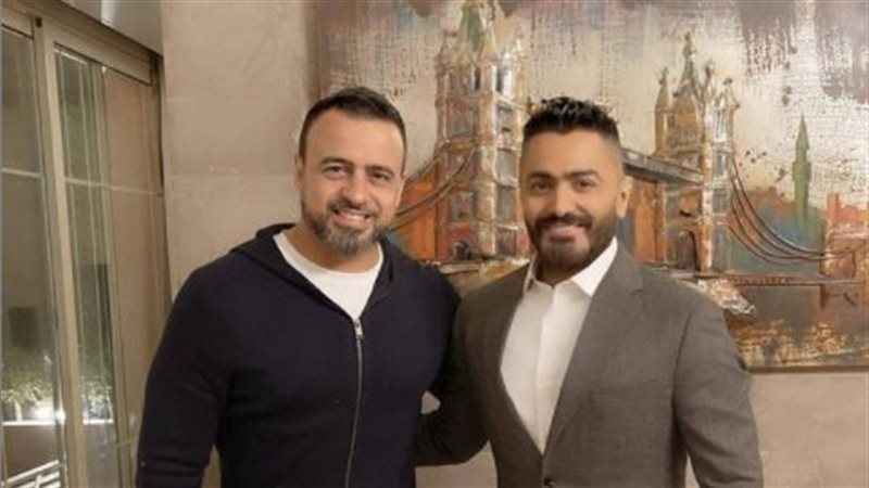 تامر حسني ومصطفى