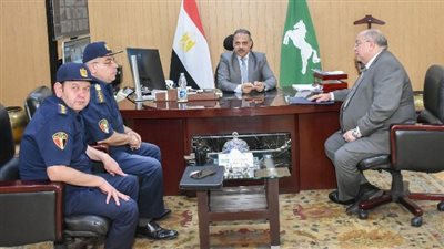محافظ الشرقية يلتقي مدير إدارة الحماية المدنية الجديد