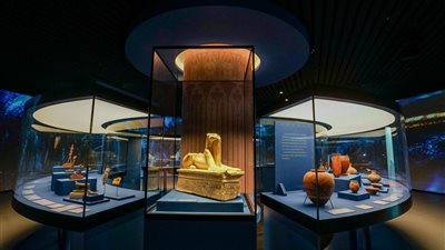 استقبال 136 ألف زائر خلال أول أسبوعين لافتتاح معرض قمة الهرم بالصين 