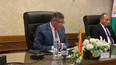 محافظ الجيزة لـ أوائل الثانوية العامة: أنتم فخر وشرف للمحافظة 