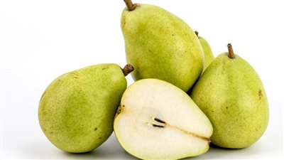 فوائد الكمثرى، تحمي من أمراض الشيخوخة والقلب والسرطان 