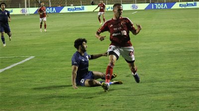 أحمد نادر حواش يسجل الهدف الأول لـ إنبي في شباك الأهلي 