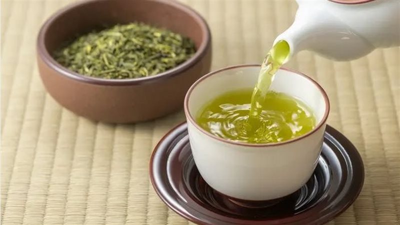 الشاي الأخضر، فيتو