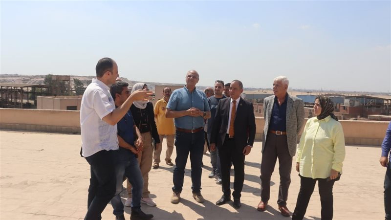 محافظ القليوبية خلال