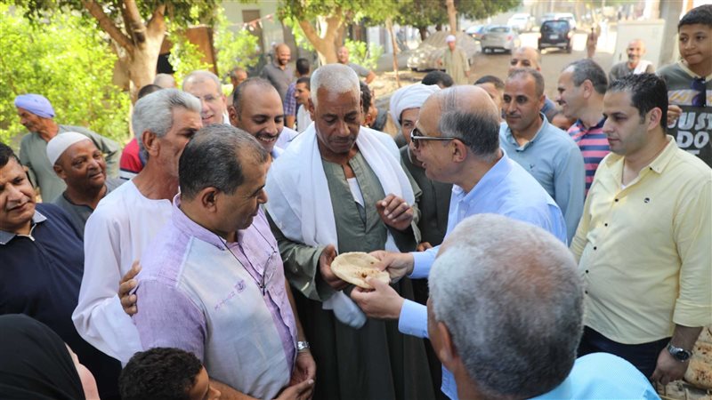محافظ المنيا يقود