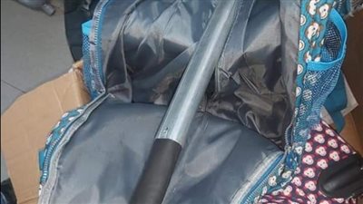 إحباط تهريب مخدر الآيس لخارج البلاد داخل حقائب مدرسية عبر مطار القاهرة 