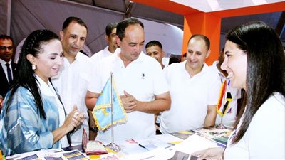 وزيرة التضامن تتفقد أنشطة صندوق مكافحة الإدمان بمهرجان العلمين