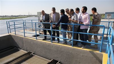 محافظ الجيزة: إدخال خدمات مياه الشرب والصرف للقرى المحرومة بالصف 