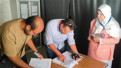 صحة أسيوط تجري اتصالات بالمواطنين للاطمئنان على عدم طلب رسوم 