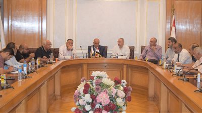 طوارئ بغرفة القاهرة التجارية لتنظيم معرض أهلا مدارس 