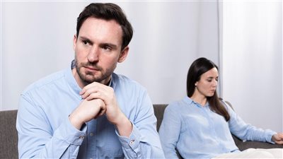 ما الفرق بين الغيرة المحمودة والمذمومة؟