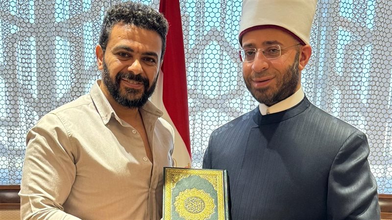 وزير الأوقاف يستقبل