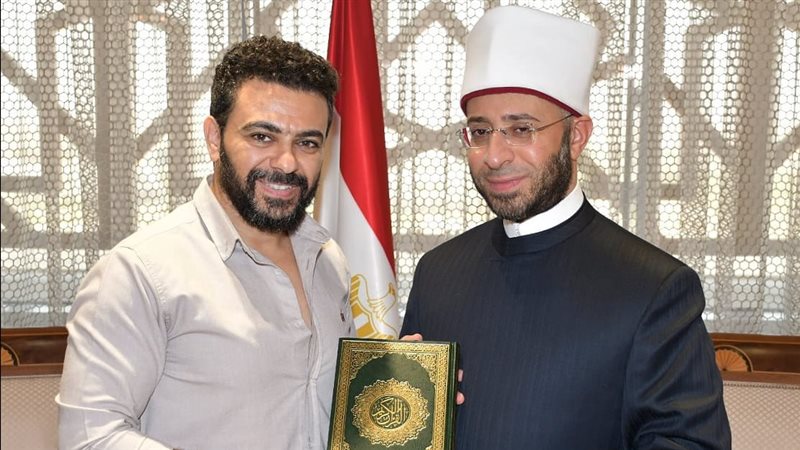 وزير الأوقاف يستقبل