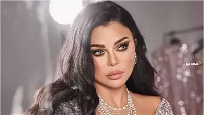 انتهاء أزمة هيفاء وهبي وياسر الحريري ورفع إيقافها عن العمل في مصر