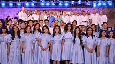 ليلة في حب وردة، فرقة الموسيقى العربية وأطفال الأوبرا تطرب حضور مهرجان القلعة (فيديو وصور)