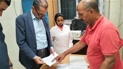 تغيبواعن العمل، وكيل صحة سوهاج يحيل 5 أطباء بمستشفى المراغة للتحقيق 