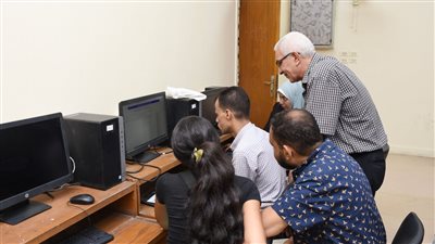 المرحلة الأولى، معامل التنسيق الإلكترونى بجامعة عين شمس تستقبل 7183 طالبا 