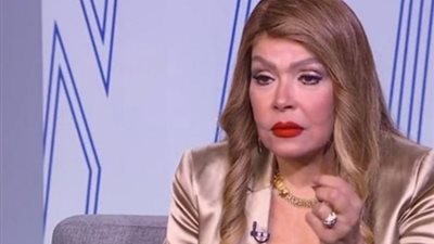 لوسي: ما أقبلش أعمل دور الجدة والنينة