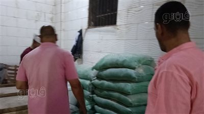 أخفوه في السرير واستبدلوه بالتراب، حيل أصحاب المخابز لتهريب الدقيق المدعم ببني سويف