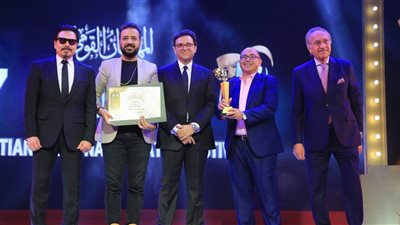 خالد جلال يهنئ فرق بيت المسرح الفائزة بجوائز المهرجان القومي