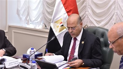وزير العمل: زيادة الحد الأدنى لإعانات الطوارئ للعاملين من 600 إلى 1500 جنيه 