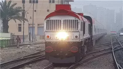 مصرع طالبة صدمها قطار أثناء عبورها المزلقان في المنيا