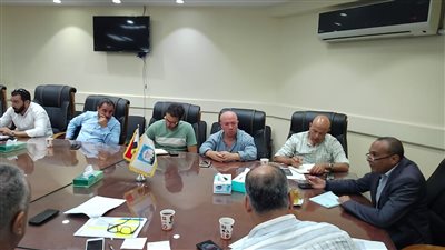 رئيس جهاز مدينة بدر يلتقي عددًا من سكان المدينة للاستماع إلى مطالبهم