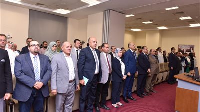 وزير العمل يشهد حِلف اليمين القانونية لـ 68 مفتشا للبدء في تأدية مهامهم الوظيفية