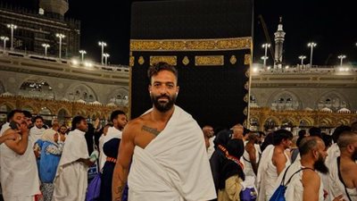 بعد جدل عمرة ميدو، عالم أزهري: الوشم لا يفعله الرجال ولا يجوز دخول الحرم به 