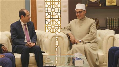 مفتي الجمهورية يستقبل رئيس لجنة الشئون الدينية بمجلس الشيوخ 