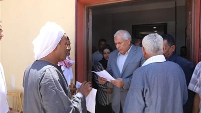 6 قرارات لمحافظ الوادي الجديد برفع كفاءة منازل قرى الأربعين المتضررة من الأمطار