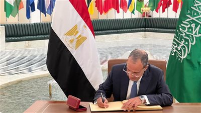 جلب استثمارات وتيسير إجراءات، تفاصيل مباحثات عبد العاطي مع وزير التجارة السعودي