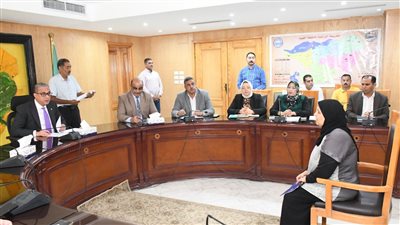 السكرتير العام المساعد لمحافظة الفيوم يبحث 19 شكوى في لقاء بالمواطنين باطسا