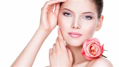 كريم طبيعي استخدميه أسبوعيا لتفتيح وتوريد البشرة 