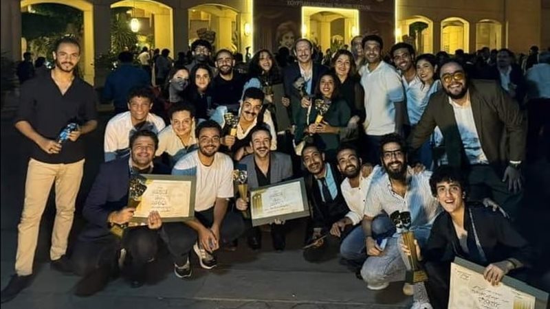 طلاب معهد الفنون