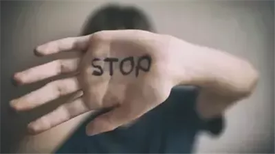 القبض علي عامل خردة تحرش بطفلة حال سيرها بأحد الشوارع في المنصورة