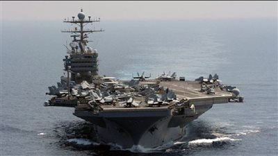 الحوثيون يستهدفون حاملة طائرات أمريكية بـ 11 صاروخا ومسيرة للمرة الثانية