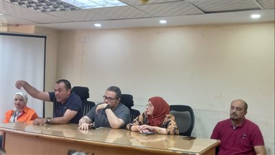 صحة الدقهلية تبحث توفير مستلزمات مكافحة العدوى بمستشفيات المحافظة