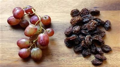 طريقة عمل الزبيب بأقل التكاليف وتخزينه لعام كامل