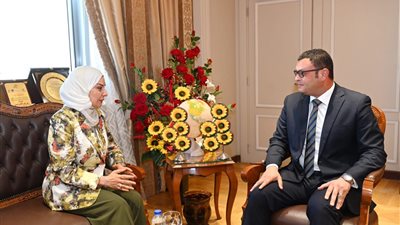 وزير الإسكان يستقبل سفيرة البحرين لبحث سبل تعزيز التعاون المشترك بين البلدين