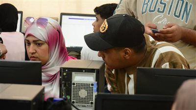 قائمة بأسماء أوائل الشعبة العلمية المعفيين من التوزيع الجغرافي بتنسيق الجامعات 2025