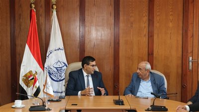 نقيب المهندسين يلتقي مدير المعهد القومي للاتصالات لبحث التعاون