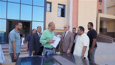 جامعة سوهاج: فرش 23 معملا بطب الأسنان استعدادا للعام الدراسي الجديد 