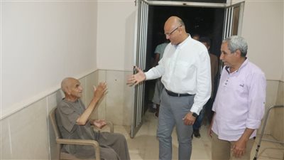 محافظ القليوبية يتفقد دار الرعاية الصحية للمسنين بمدينة الخانكة 