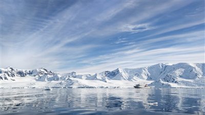 ارتفاع القارة القطبية الجنوبية عن مستوى المحيط