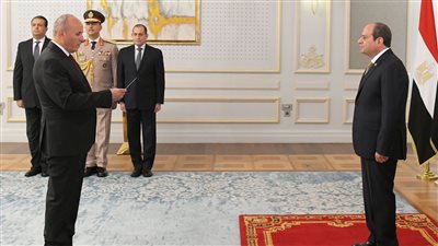  السيسي يشهد أداء المستشار عبد الرزاق شعيب اليمين الدستورية رئيسًا لهيئة قضايا الدولة